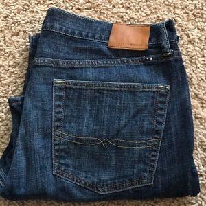 Men’s dark wash lucky jeans